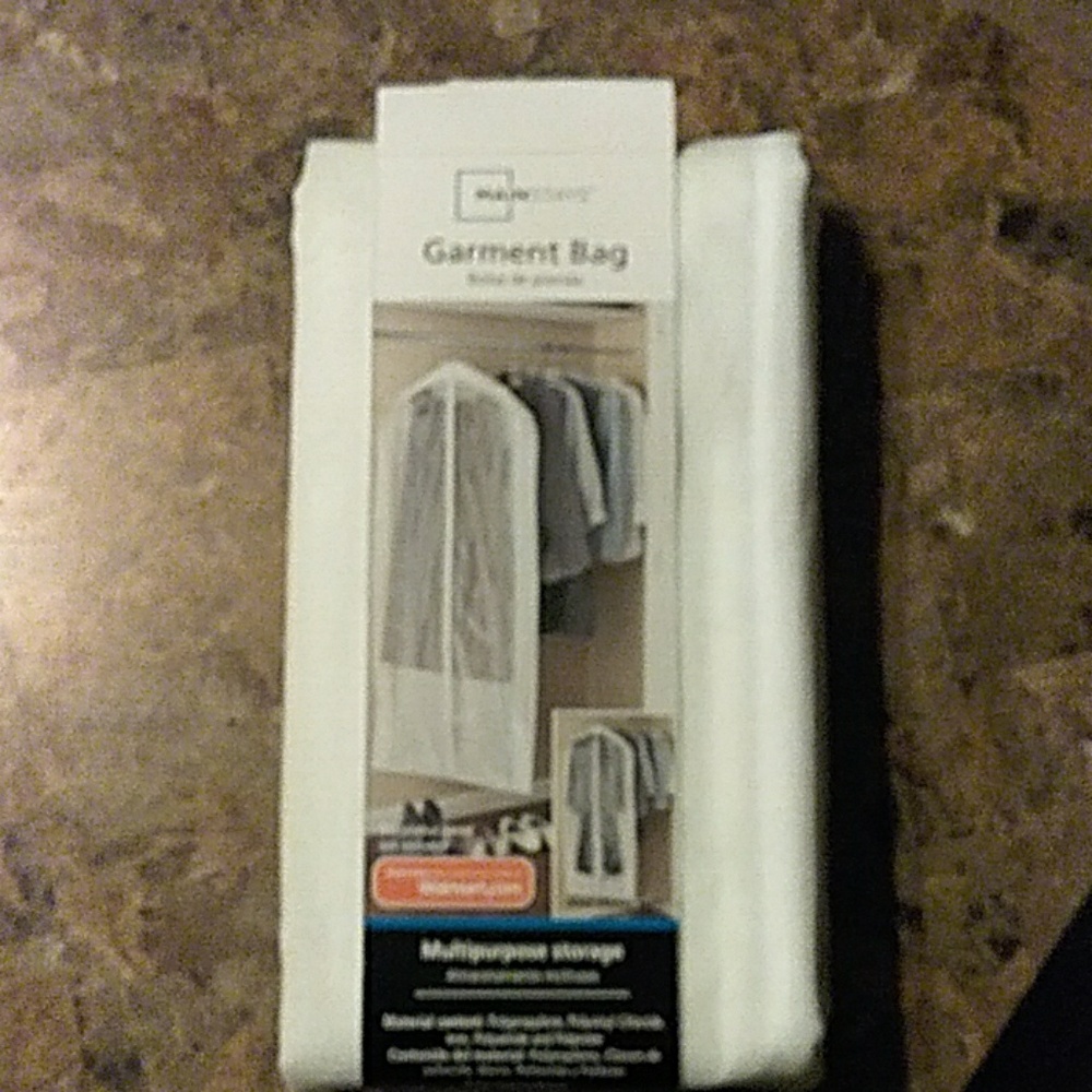 Nwt mainstays garment bag